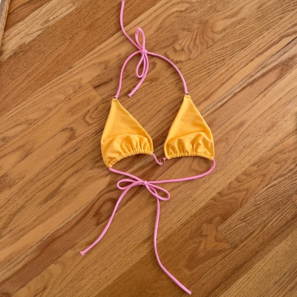 Sexy bikini top - Picture 1 of 2